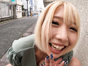 [SORA-478] おーいそこの君 露出童貞なんでしょ？Hな痴女ギャルが1日中外連れ回して羞恥開花さしてやんよ 乙アリス - 2of5