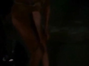 最新门事件瞅着很眼熟的网红脸蛋据说是个网红主播磕了药街头裸奔嗨翻了路过的司机