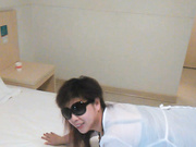 寂寞骚浪熟女富婆姐酒店开房偷情私会情人 穿着蓝色情趣连体网袜挑逗尝试各种体位 叫床声太骚了 国语720P高清