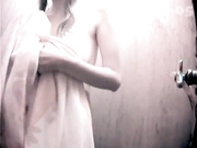 精品推薦 近距離拍攝超級吊鐘巨乳美女洗澡更衣 一對奶子看得讓人欲火焚身～1080P高清