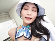 [START-016] 反り勃ったチ〇ポと溜まった精液を毎日笑顔で舐めとってくれる性交販売レディ本庄さんに密着 本庄鈴 - 3of5