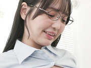 [START-004] 和会计部欲求不满OL的遭遇 无论是在家还是在公司都和她有关系 恋渕ももな【破解】 - 2of5