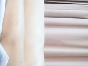 皮膚白皙性感少婦中醫養生館現場直播約了個帥氣小夥技師SPA私密保養 推油按摩摳穴受不了直接啪啪 足足幹了兩炮才滿足 太騷了