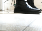 牛人潛入商場公共女廁拍攝各類美女少婦尿尿 黑絲美腿大屁股絕對誘惑十足 720P高清