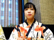 [HMRK-034] ガチ恋100％コンカフェ嬢 キュルキュルお目目とスレンダーボディでおじさんを刈りまくる小動物系美少女登場！花乃はるひ - 1of5