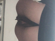 最新流出國內廁拍大神大街上尾隨美女進入公共女廁偷拍各式美女少婦如廁噓噓 有個豪車下來的妹子來姨媽了走路一瘸一瘸的 1080P高清