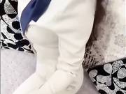 会喷水的姐姐 把她栓着狗链 姐姐口塞像母狗