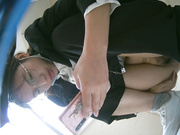 【精品厕拍】，商场女蹲厕，全景高清偸拍，多位小姐姐脸穴同框大小便，有好屄