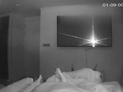 黑客破解家庭网络摄像头偷拍❤️大奶美女和男友激情啪啪  小狗在后面拆家咬被子