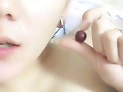 对白淫荡逼毛很浓密的E奶美眉和包皮鸡巴炮友啪啪逼逼里面还挺鲜嫩的