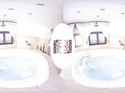 Super sexbomb MILF Nataly taking big bath