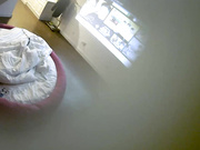 精品小旅馆情趣大圆床偷拍艳福不浅的眼镜胖哥居然有个这么好身材漂亮女友真让人羡慕