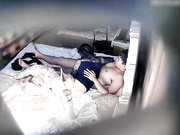 精品旅店偷拍年纪不大性饥渴期的小胖这舔逼技术真不错第一炮没玩什么花样就射了