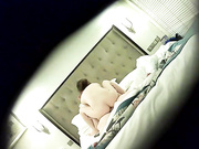 小胖哥外地出差约了个刚做兼职的良家楼凤美女,先付钱才让操,射完一次不休息还可以继续干.国语!