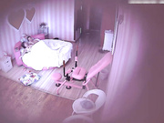 性感黑丝短裙美女销售员为了业绩下班和客户酒店啪啪被偷拍,丰满肥臀狠狠爆操,干完后2人赶紧离开!