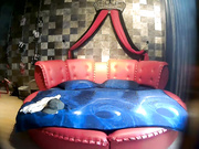 特色情趣房年轻情侣开房做爱苗条美女看似清纯内心无比淫荡穿水手制服啪啪大声淫叫女上疯狂扭动高潮对白淫荡