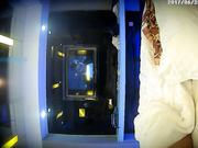 气质美女豪华酒店啪啪作品 颜值不错丰满肉肉是操穴的极品，屁股浑圆看着就有插的欲望干了好几炮720P高清