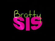 扎着两个辫子国外漂亮妹子叫大屌男起床JJ硬了 来一发第一视角各种姿势猛插