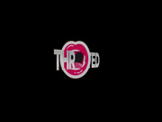 把粗大的鸡巴深深插入黑丝熟女的吼咙里