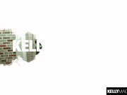 被白种男人大屌暴操中出的黑妹子