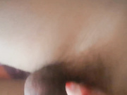 普通话对白风韵犹存美容店老板娘和女儿一块侍候年轻嫖客