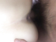 百度云泄密流出视图刮完逼毛的骚妹被男友一边插菊花一边用手揉摸淫穴爽到起飞