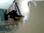 让人羡慕猥琐四眼男与白嫩洋气白领女友开房啪啪没看出来美女这么骚主动掏出J8撸口活硬了女上位干的娇嫩浪叫