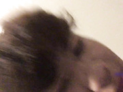 卷毛小伙和可爱清纯的小女友家里卫生间啪啪自拍