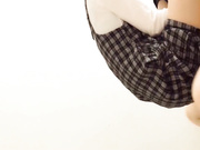 这得多饥渴啊 久别小情侣一见面裹硬鸡巴衣服不脱就骑上去 疯狂骑操 无套抽插猛操 最后射一美臀 高清1080P版