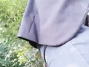 今天天气不错工厂放假了回老家之前和一块打工的女同事到公业园的绿化带里野战