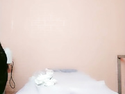 《美容按摩养生馆》性感少妇技师乖乖偷拍接客天气转凉了只来了一个客游说他做了全套