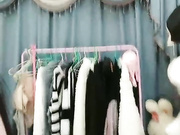 网红脸苗条妹子【小辣椒】肛塞尾巴和炮友啪啪，口交后入骑坐大力猛操，很是诱惑喜欢不要错过