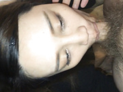 颜值高大眼睛学院美女大学生与男友激情吹吸舔的功夫了得深喉到干呕说我差点吐刺激颜射射了好多