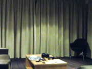 上海176最淫骚大二师妹自述 修长美腿穿着黑丝情趣内裤一线逼被震蛋两下就泛滥