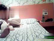 附近人聊天认识的离婚温柔美少妇身材不错好久没有做爱了叫声饥渴表情享受连干2炮抓着床单说好大爽死啦对白刺激