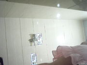 国内牛人潜入公共女厕偷拍精选