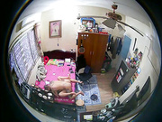 出租屋臥室針孔攝像頭拍攝到的漂亮小媳婦和紋身猛男啪啪打炮 主動翹臀給操表情淫蕩 露臉高清