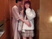 18岁红头发不良叛逆美少女宾馆援交公子哥连续干2炮中出内射