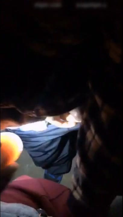 对白有趣广东主播西西半夜勾搭超市怂老板失败后给摩的大叔打飞机大叔摸着主播多毛逼逼幸福满满的