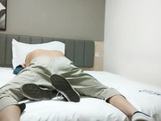 约甜美良家嫩妹半脱插入一直喊疼只能口01