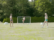 青春活力美少女打炮紧身运动装白嫩大长腿