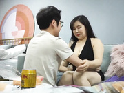 最爱绿茶婊约操丰满御姐跪地深喉后入肥臀