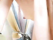 偷偷录下了女主播直播大尺度视频