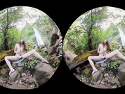 Endza Loves Her Pussy